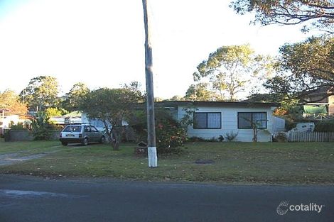 22 Natuna Ave, Budgewoi, NSW 2262