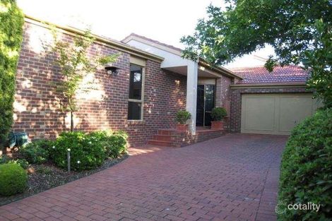 16 Gordon Cres, Blackburn, VIC 3130