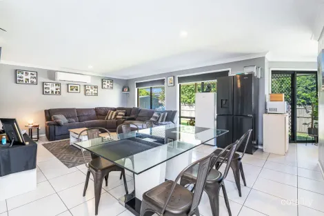 Property photo of 7 Stringybark Drive Urangan QLD 4655