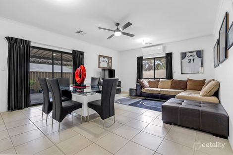 Property photo of 7 Madeleine Close Morphett Vale SA 5162