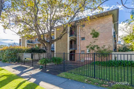 3/12 River View St, South Perth, WA 6151