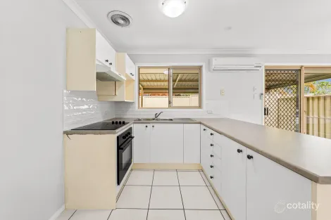 Property photo of 23 Murrumbidgee Hillcrest QLD 4118
