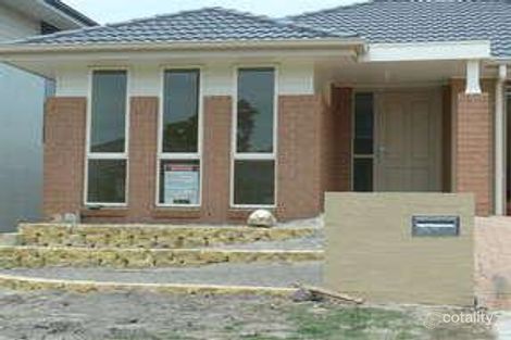 9 Biddle St, Moorebank, NSW 2170