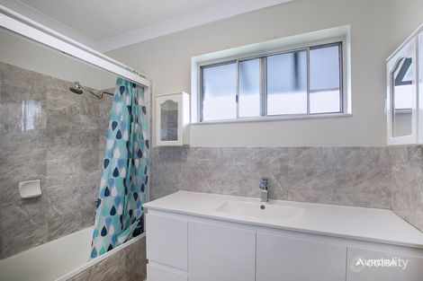 Property photo of 4/334 Cornwall Street Greenslopes QLD 4120