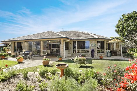 Property photo of 18 Loftus Place Sandstone Point QLD 4511