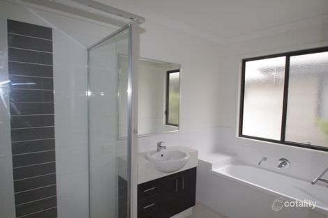 Property photo of 9 Opperman Drive Springfield Lakes QLD 4300