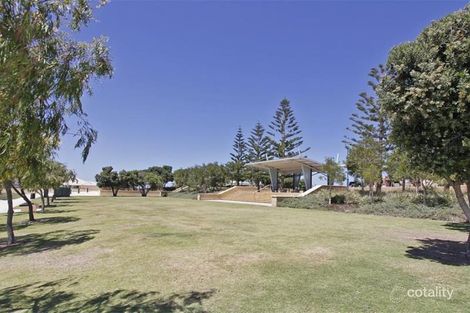 Property photo of 10 Halyard Road Jindalee WA 6036