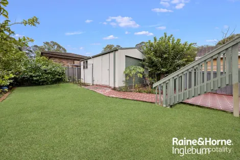 Property photo of 4 Swallow Place Ingleburn NSW 2565
