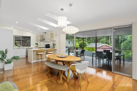 Property photo of 22 Cobbedah Drive Springfield NSW 2250