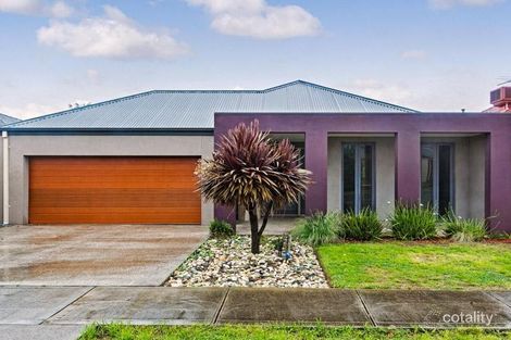 Property photo of 27 Sumner Crescent Point Cook VIC 3030