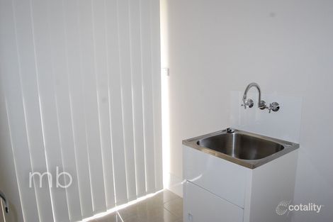 Property photo of 38 Molloy Drive Orange NSW 2800