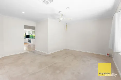 Property photo of 30 Lorikeet Way Gosnells WA 6110
