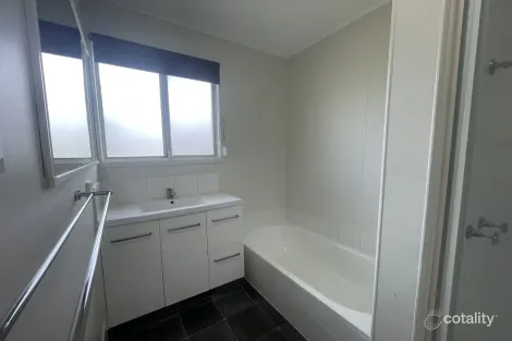 Property photo of 5 Rosedale Street Logan Central QLD 4114