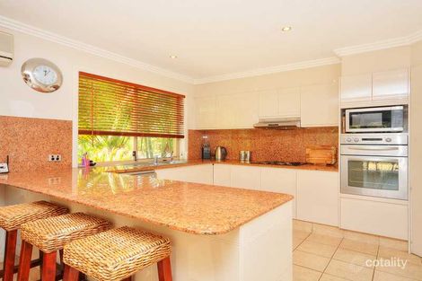 Property photo of 2 Wiltshire Drive Mudgeeraba QLD 4213