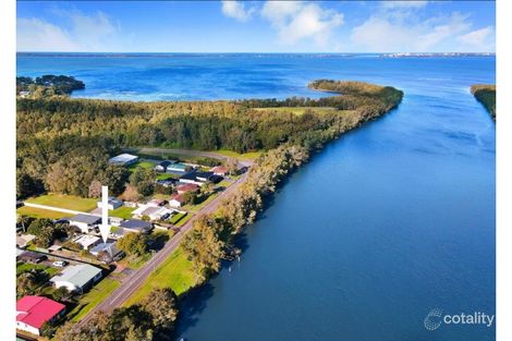 Property photo of 7 Wolseley Avenue Tacoma NSW 2259
