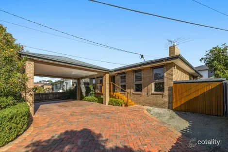 9 De Havilland Ave, Strathmore Heights, VIC 3041
