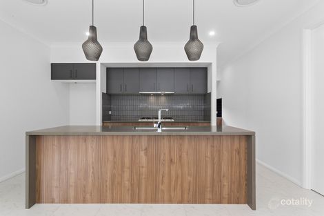 35 Arklow Cres, Chisholm, NSW 2322