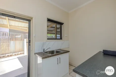 Property photo of 131 Jacaranda Street Red Cliffs VIC 3496