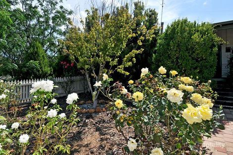 Property photo of 19 Marginata Crescent Dwellingup WA 6213