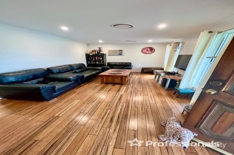 Property photo of 17 Leicester Way St Clair NSW 2759