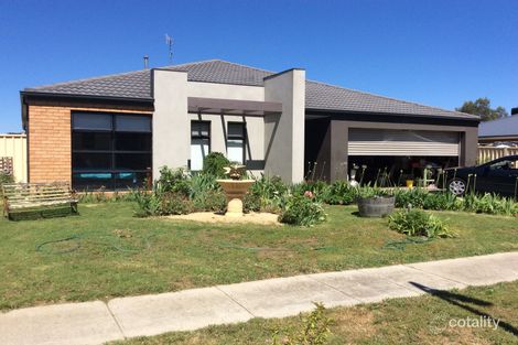 7 Chloe Dr, Broadford, VIC 3658