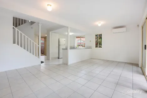 Property photo of 2/88 Old Coach Road Mudgeeraba QLD 4213