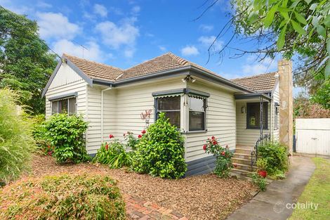 16 Clarke Ave, Belmont, VIC 3216