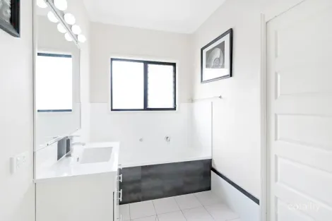 Property photo of 15 Winlock Circuit Warner QLD 4500