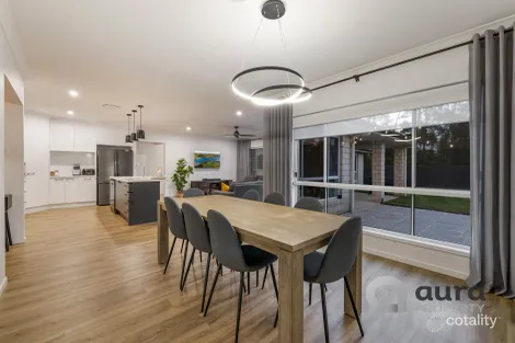 Property photo of 17 Pine Edge Drive Landsborough QLD 4550