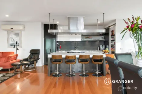 Property photo of 2 The Boulevard McCrae VIC 3938