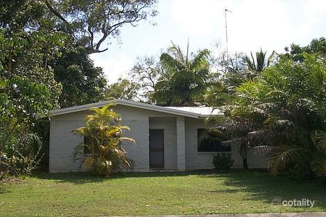 Property photo of 50 Baronia Crescent Holloways Beach QLD 4878