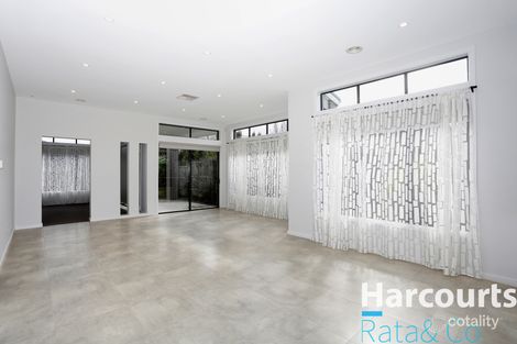 Property photo of 4 Bendoc Street Wollert VIC 3750