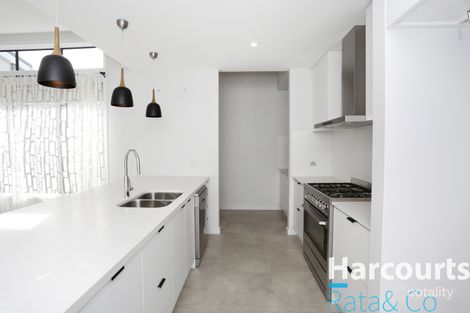 Property photo of 4 Bendoc Street Wollert VIC 3750