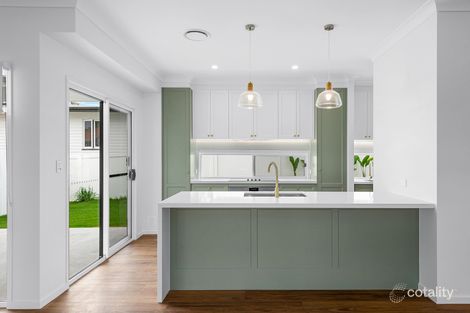 2221v Agnew St, Seven Hills, QLD 4170