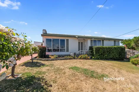 Property photo of 17 Carter Place Devonport TAS 7310