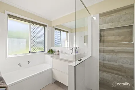 Property photo of 16 Cypress Street Highfields QLD 4352