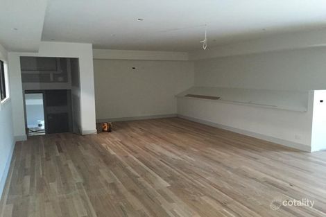 19 Imperial Ave, Sunshine North, VIC 3020