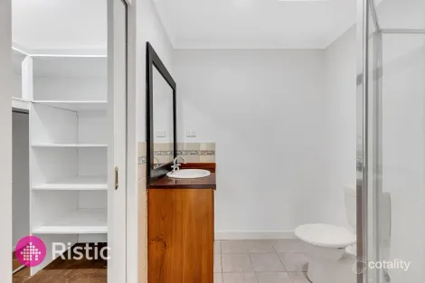 Property photo of 29 Macmeikan Street Whittlesea VIC 3757