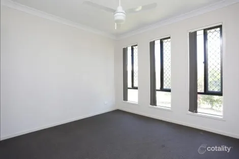 Property photo of 31 Parkvista Circuit Coomera QLD 4209