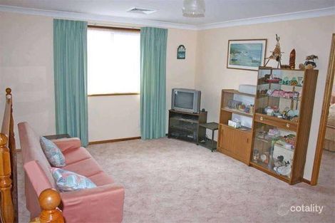 Property photo of 6 Rembrae Drive Green Point NSW 2251