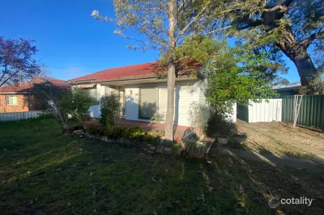 18 NEERINI AVE, SMITHFIELD, NSW 2164