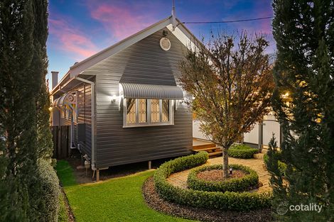 Property photo of 35 Mary Street Mount Lofty QLD 4350