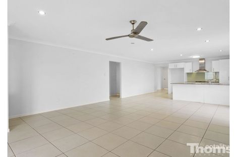 Property photo of 17 Sienna Drive Morayfield QLD 4506