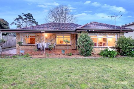 Property photo of 33 Leon Avenue Rosebud VIC 3939