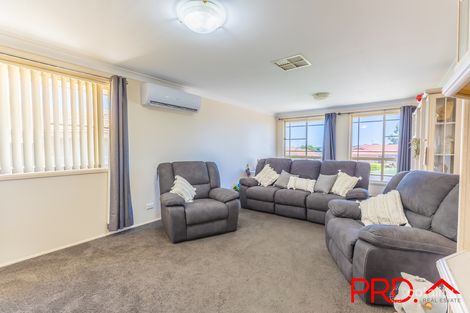 Property photo of 4 Finch Place Calala NSW 2340