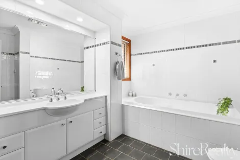 Property photo of 68 Craigmore Drive Kellyville NSW 2155