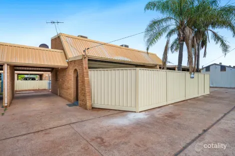 3/2 Carrington St, South Kalgoorlie, WA 6430