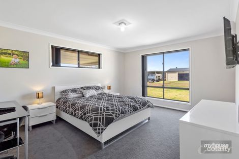 Property photo of 5 Curlew Street Meringandan West QLD 4352