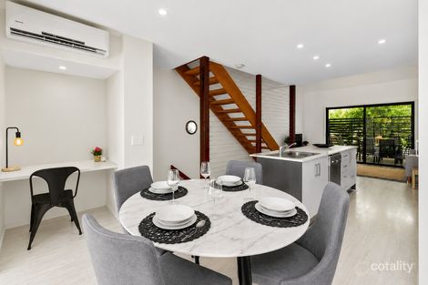 Property photo of 5/255 Cavendish Road Coorparoo QLD 4151