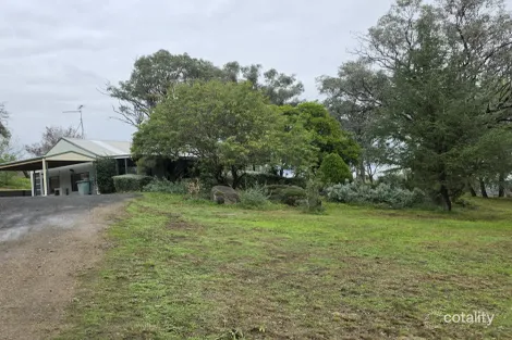 419 Henry Lawson Way, Young, NSW 2594